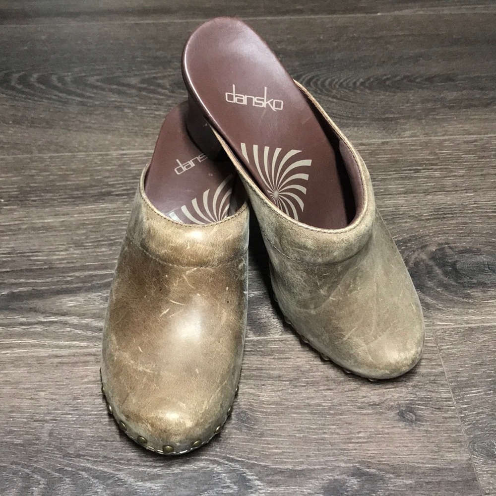 Dansko Brown Distressed Clogs Mules Heels